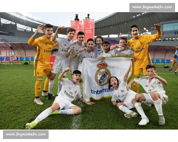 双雄争锋夜球星对飙点燃赛场巅峰对决引爆全场激情续写传奇荣耀时刻